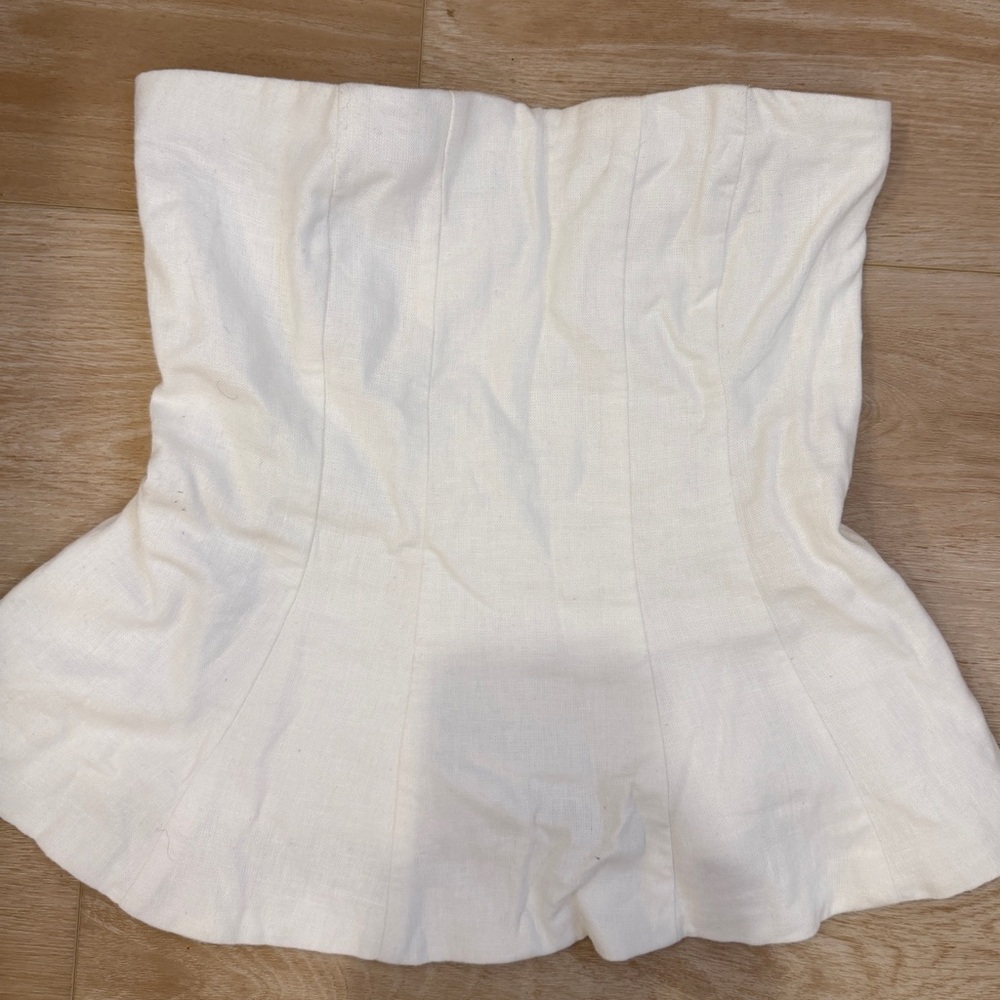 Abercrombie Women’s White Strapless top